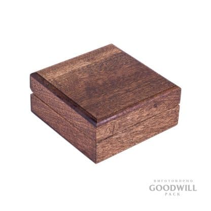 Коробка дерев’яна для монет та медалей фотографія
